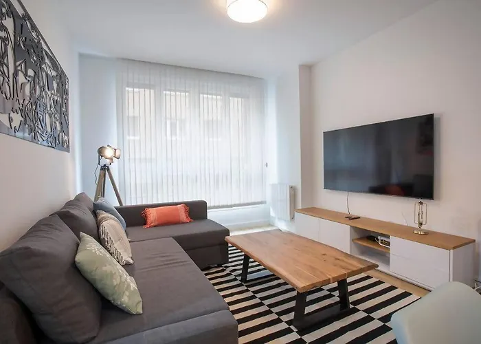 Zubietetxea Nuevo Con Garage Urbano Gratis * 毕尔巴鄂